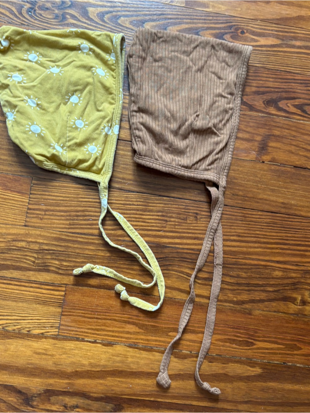 Lou Lou Sun Motif Yellow Bonnet & Brown Ribbed Bonnet Duo